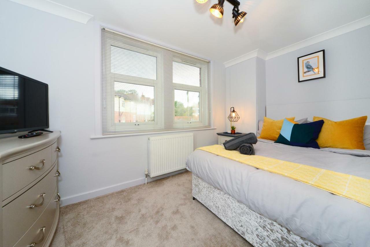 Beautiful Apartment Near Bournemouth, Poole & Sandbanks Eksteriør billede