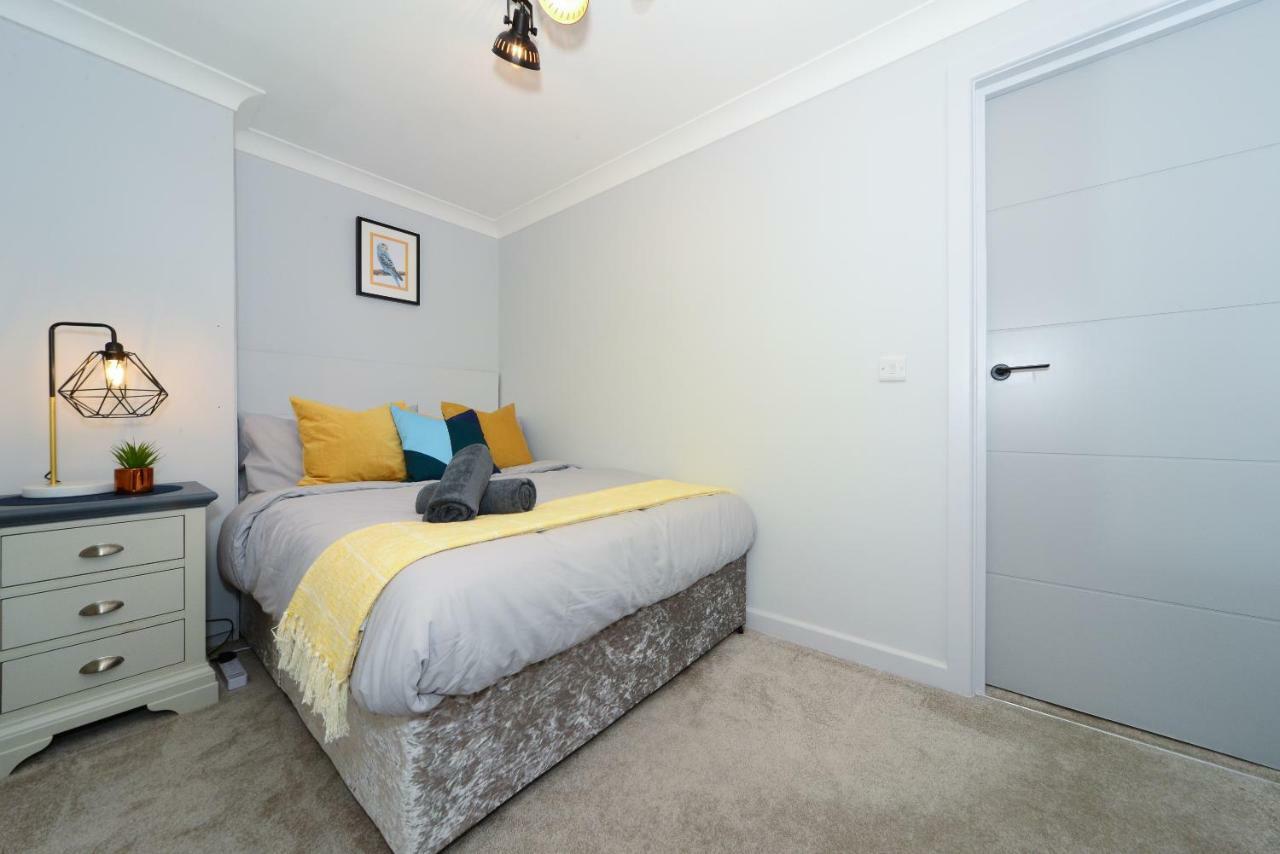 Beautiful Apartment Near Bournemouth, Poole & Sandbanks Eksteriør billede