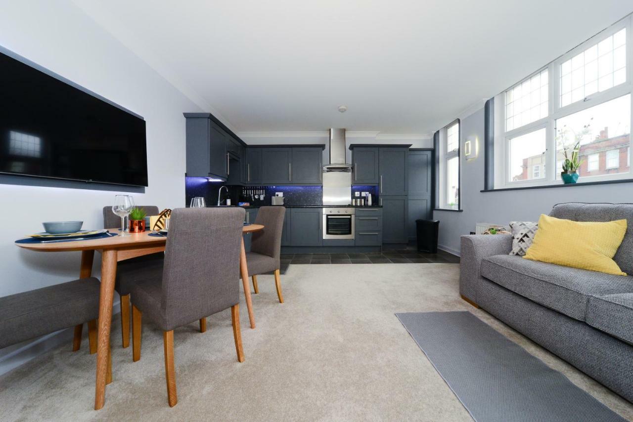 Beautiful Apartment Near Bournemouth, Poole & Sandbanks Eksteriør billede